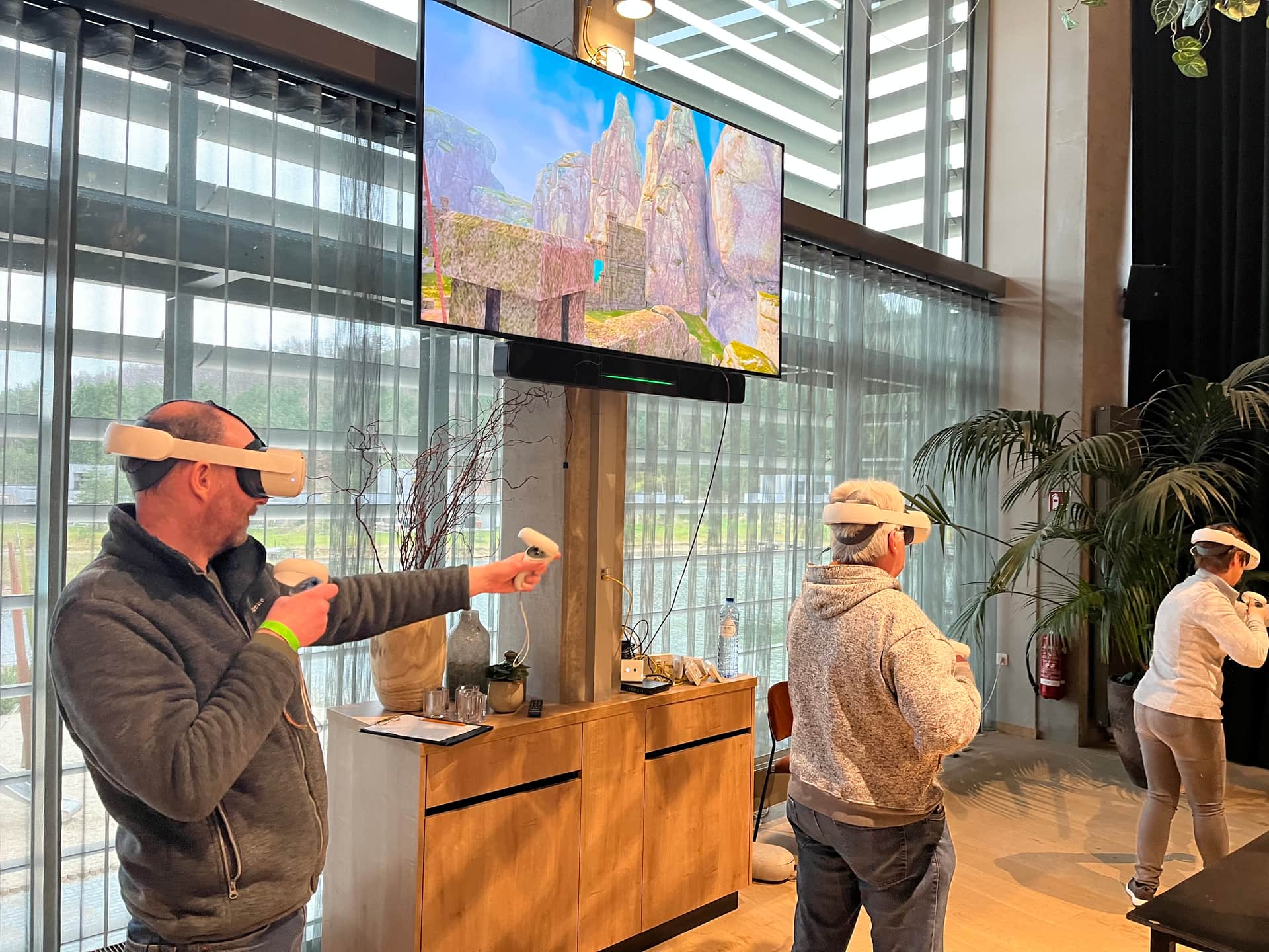  VR Experience header image