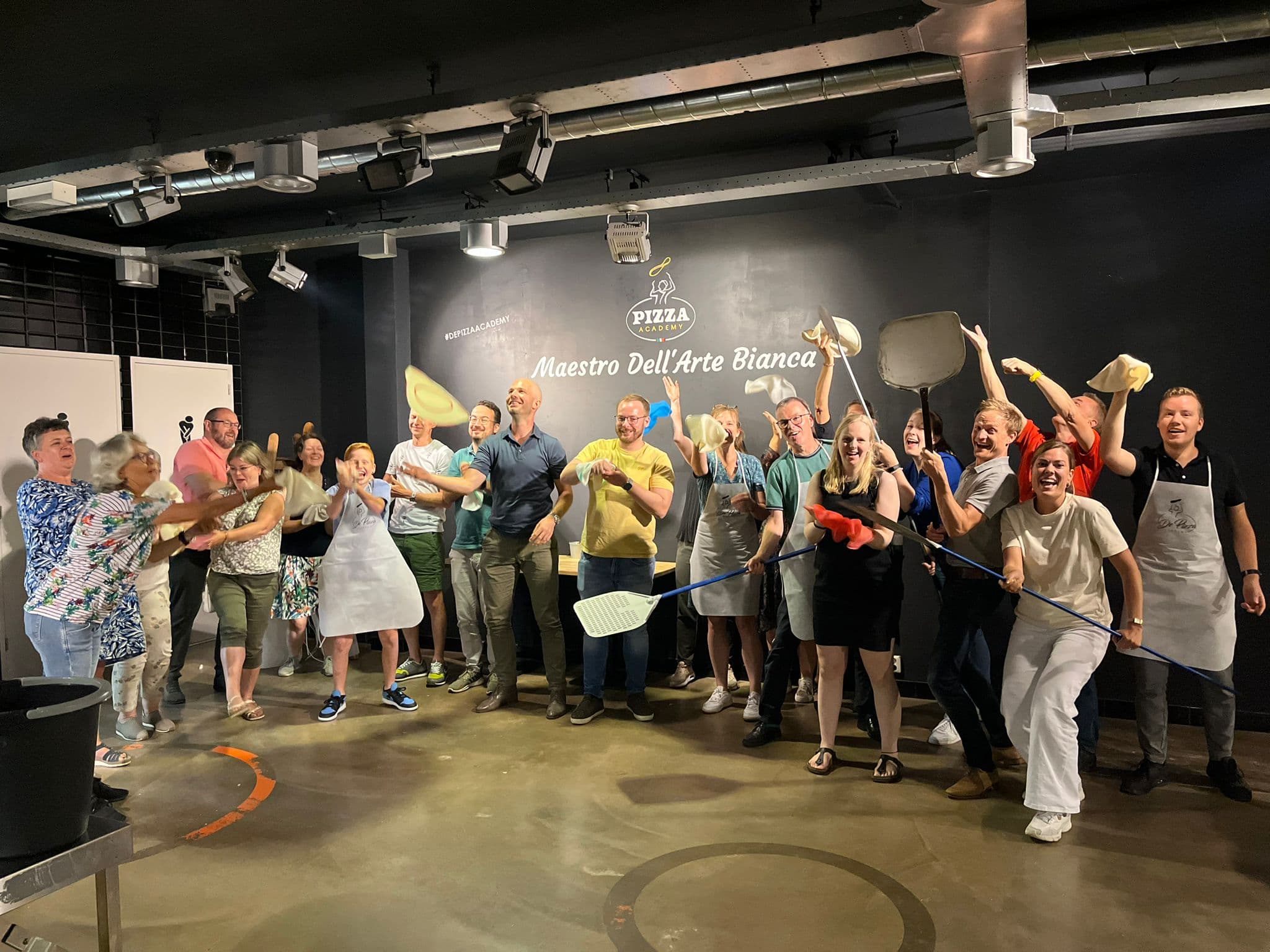 Pizza Mezzogiorno (middag-workshop, duur: 2,5 uur, start tussen 12.00 en 13.30 uur)