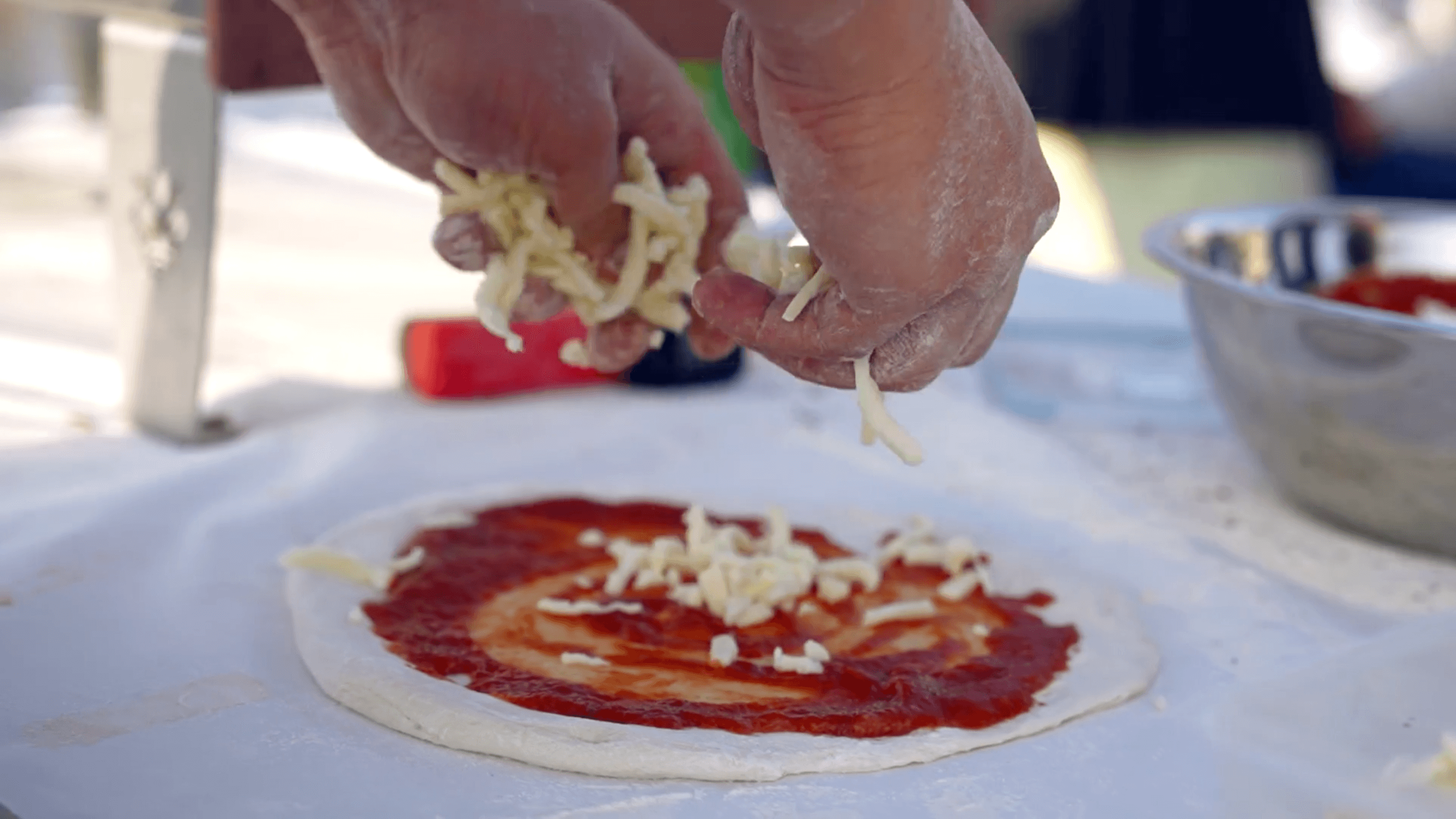 https://funkey.be/wp-content/uploads/2024/02/Pizza-belegd-.png