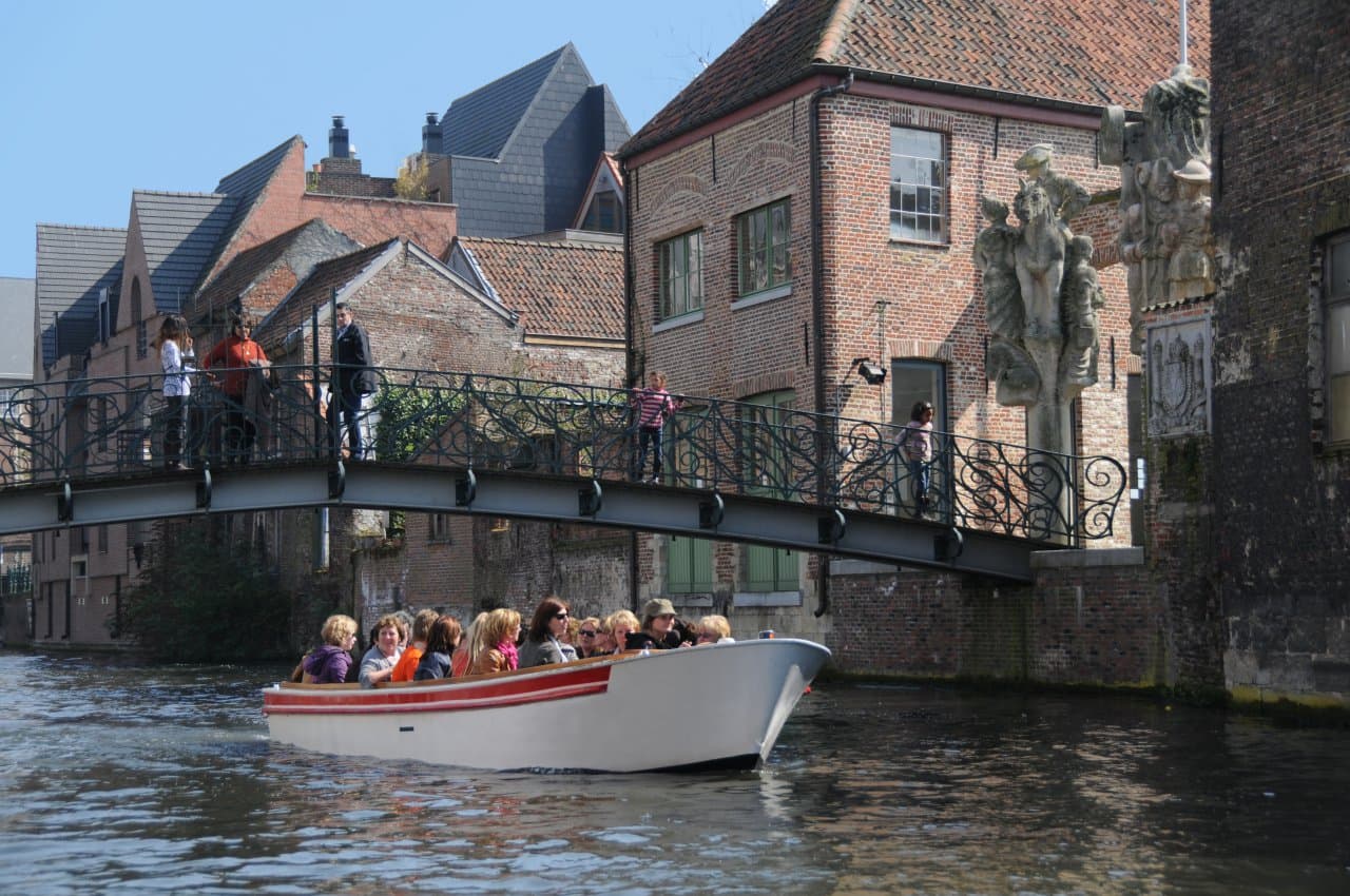 https://wp.funkey.be/wp-content/uploads/2019/06/boat_in_gent_lieve.jpg