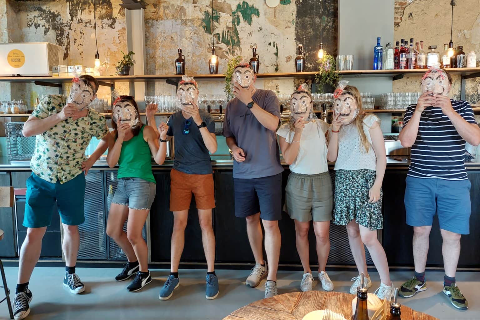 El Profesor dans The big city escape header image